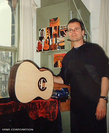 �N���V�b�N�M�^�[