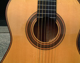 �N���V�b�N�M�^�[�@�T�E�X�G��