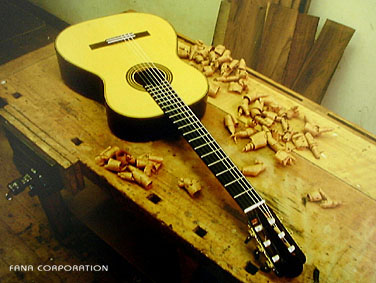 �N���V�b�N�M�^�[�@�T�E�X�G��